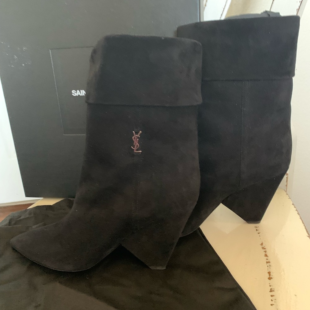 YSL Saint Laurent Liz boot